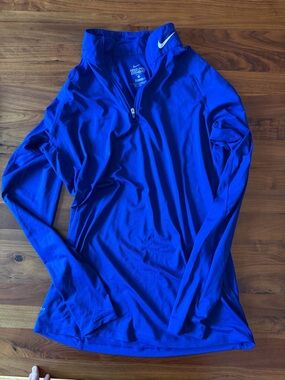 Nike Pro Fit Combat Dri-FIT Quarter-Zip Pullover